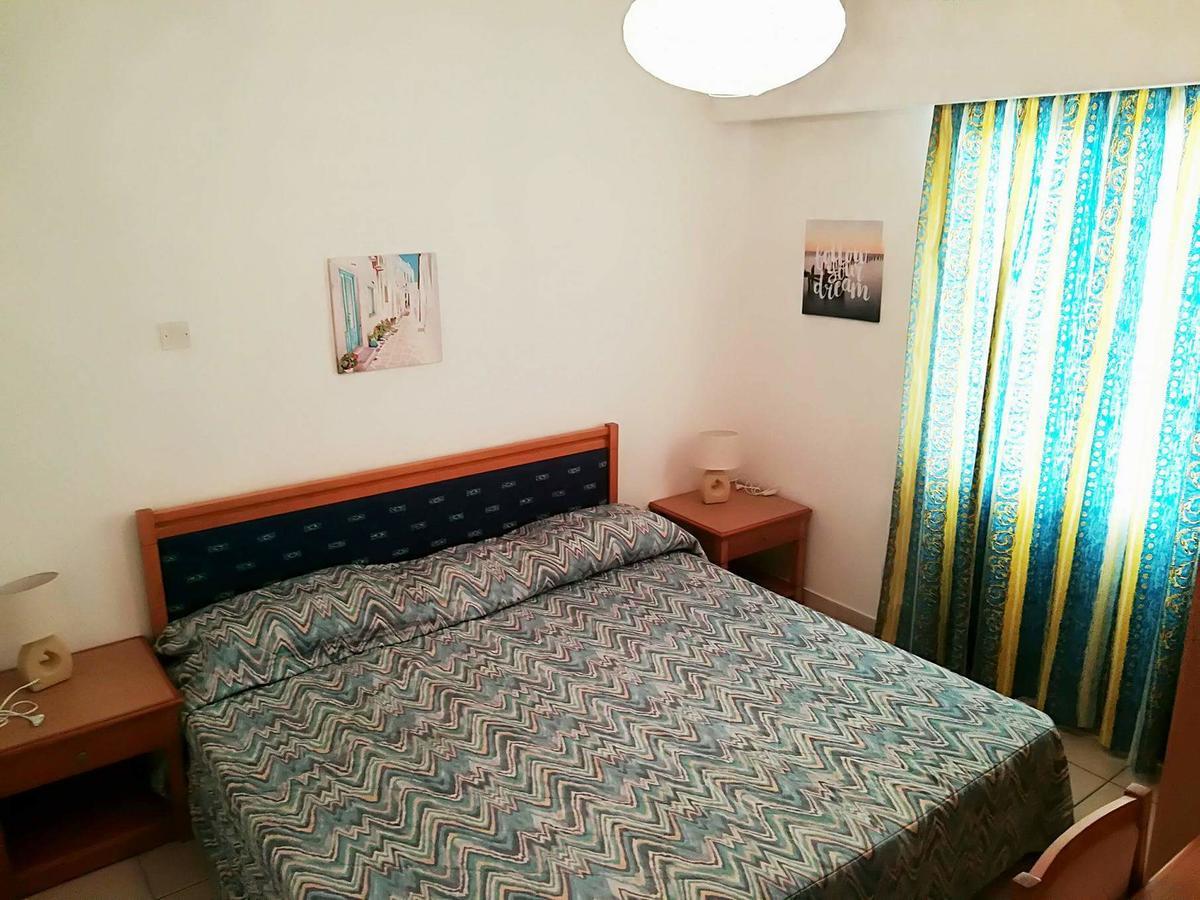 Mike'S Basilica Apartment Пафос Екстериор снимка