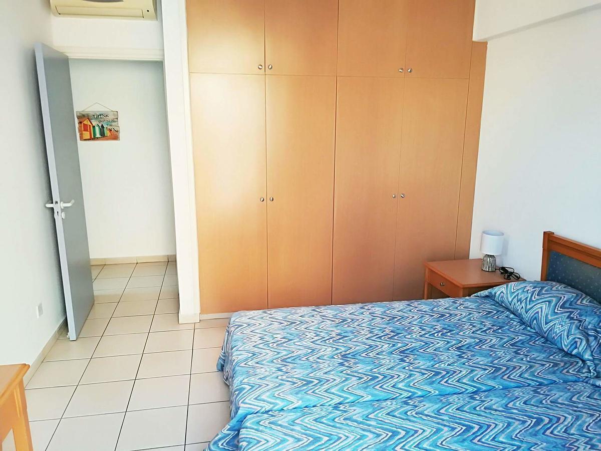 Mike'S Basilica Apartment Пафос Екстериор снимка